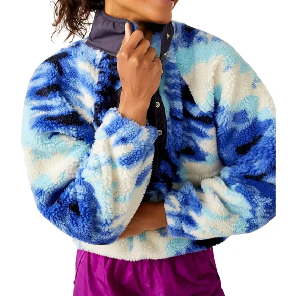 NWT Free People Movement Rocky Ridge Pullover Tie Dye Blue Sherpa - Picture 5 of 11